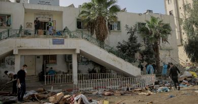 'Living hell' in the ruins of Gaza's largest hospital