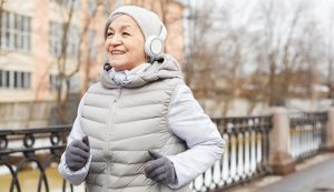 An 81-Year-Old Trainer’s 5 Moves To Practice for Getting up and Down From the Floor This Holiday Season