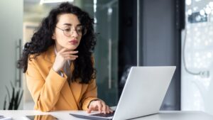 Big yields can invite risk. How to find the right dividend fund for your portfolio