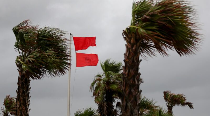 East Coast prepares for major storm bringing high winds and torrential rain