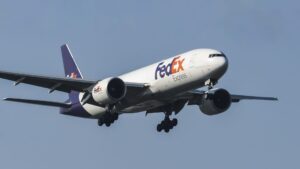 FedEx shares tumble after weaker demand hits revenue outlook