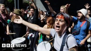 First protests in Argentina against Milei's austerity plan