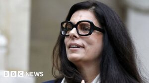 Françoise Bettencourt Meyer: L'Oréal heiress first woman to amass $100bn fortune