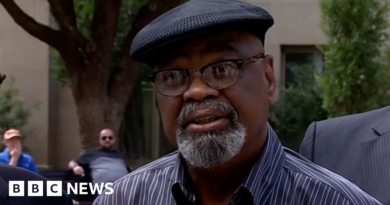 Glynn Simmons: US judge exonerates inmate after 48 years in prison