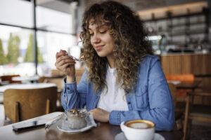Have ‘Off’ Hunger Cues? Here's What To Do If Intuitive Eating Doesn't Work for You