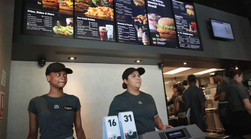 How McDonald's, Chipotle, Starbucks are preparing for the fast-food worker battles to come in 2024