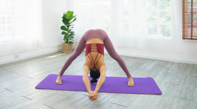 If You’re Stressed, Try Inversion Yoga to Flip Your Perspective Upside Down—Literally