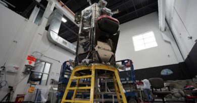 Intuitive Machines, SpaceX push lunar lander launch date to February | TechCrunch