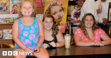 Reality TV star Honey Boo Boo pays tribute to sister who dies aged 29