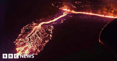 Spectacular aerial shots show size of Iceland volcano