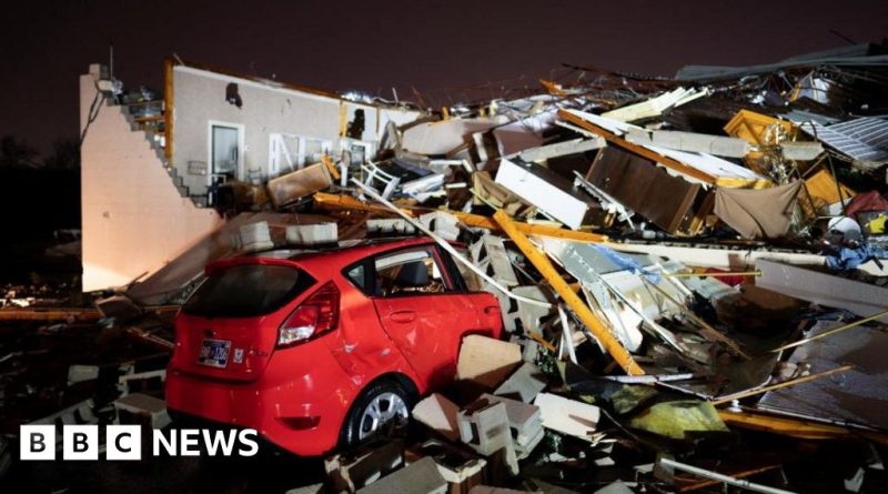 Tennessee: At least six dead as tornadoes rip through state