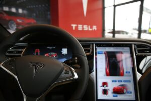 Tesla to restrict Autopilot's best feature following recall | TechCrunch