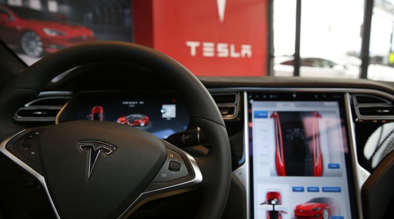 Tesla to restrict Autopilot's best feature following recall | TechCrunch