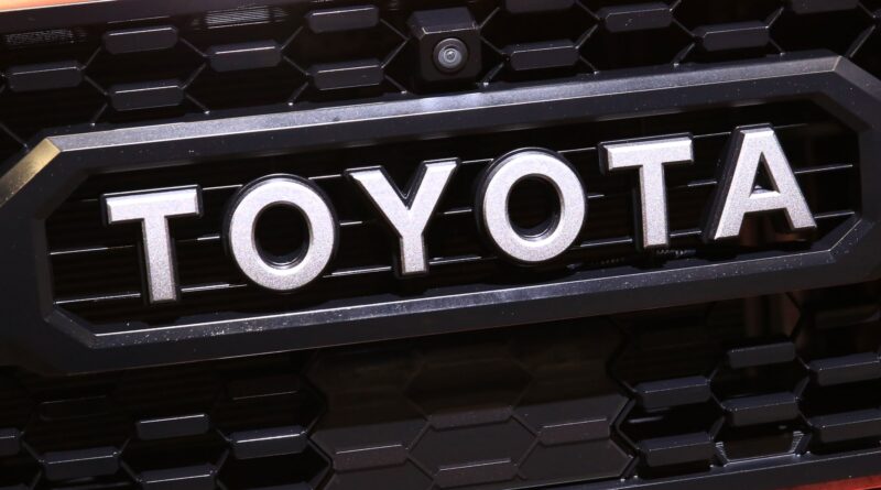 Toyota shares slide 4% after vehicle recall, Daihatsu safety issues