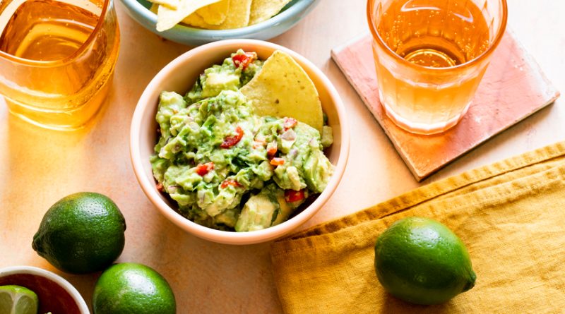 Whether or Not Cilantro Tastes Like Soap to You Will Tell You a *Lot* About Your Palate, Says Science