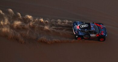 Al-Rajhi suffers title-ending crash on marathon Dakar 48-hour stage