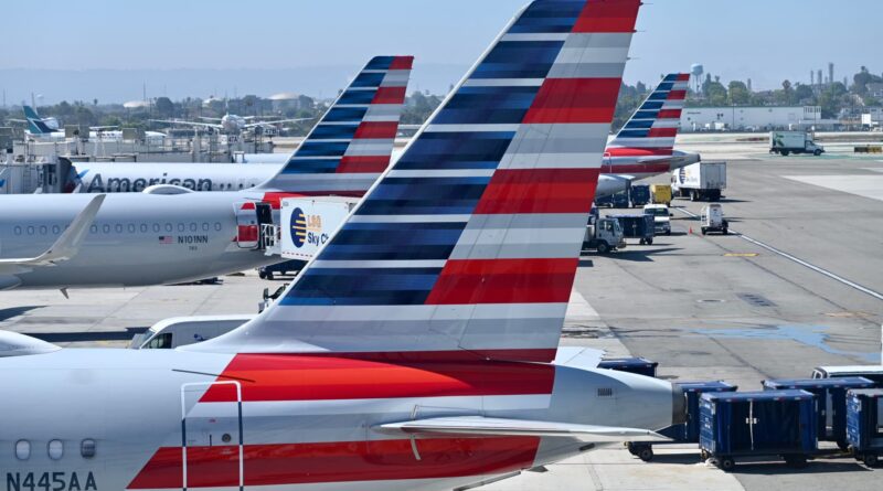 American Airlines’ hard landing on Maui sends 6 to hospital