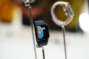 Apple's fix for the Apple Watch Series 9 and Ultra 2 sales ban is disabling a useless feature | TechCrunch