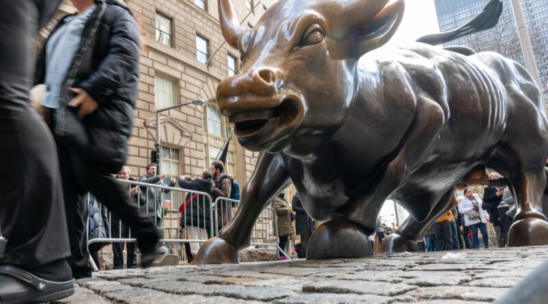 As the S&P 500 enters bull market territory, here's what to consider before you invest