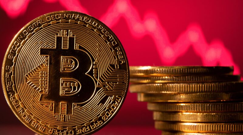 Bitcoin drops 6%, giving back all of its new year gains as traders stay on ETF watch