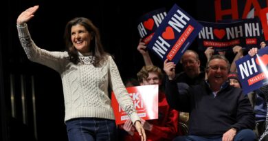 Can Haley beat Trump? A New Hampshire VFW hall spotlights her stark enthusiasm gap