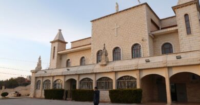 Christians adapt to conflict on Israel-Lebanon frontier