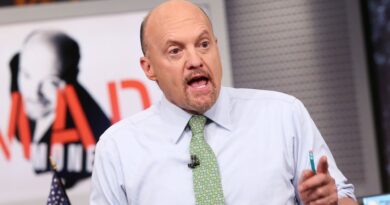 Cramer makes market predictions for 2024, says investors may be rotating out of tech