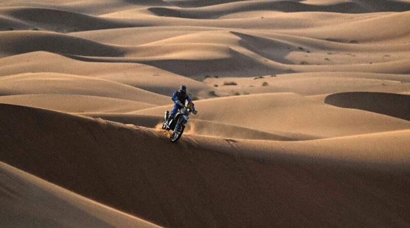 Dakar Rally motorcyclist in 'serious' conditon after crash