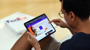 FedEx announces its own commerce platform for merchants | TechCrunch