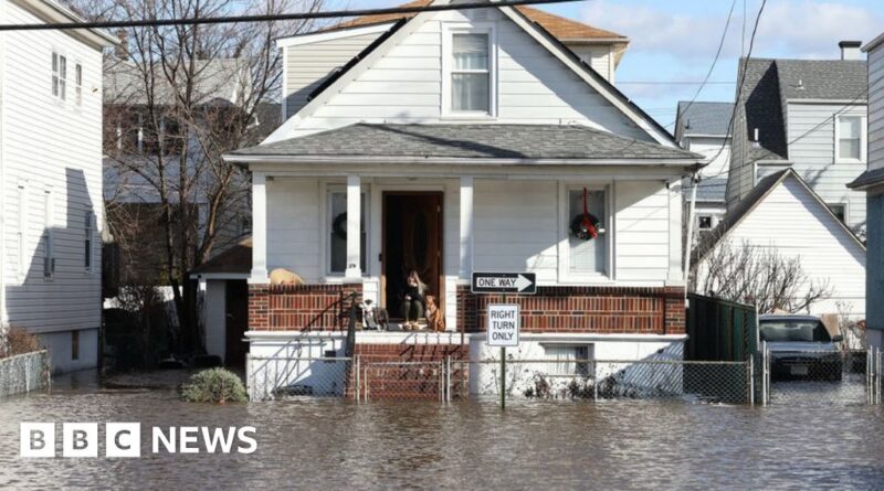 Five dead as storm brings floods to US north-east