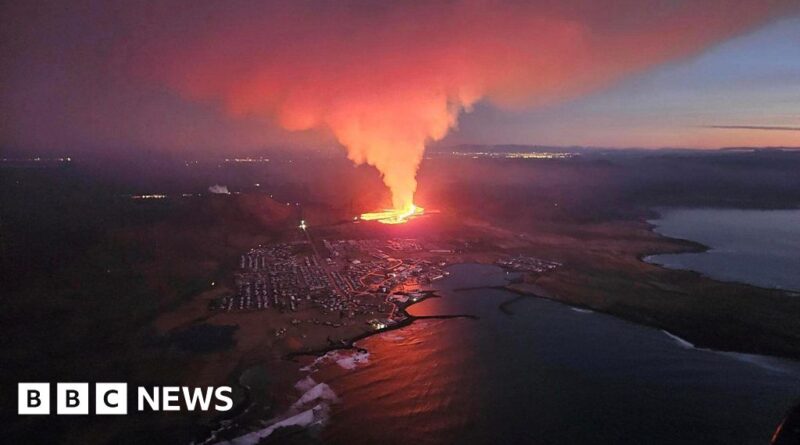 Huge lava flows as volcano erupts in Iceland