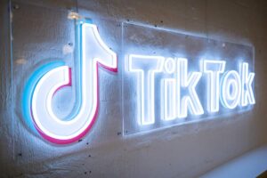 In a new lawsuit, Iowa accuses TikTok of lying about content available to kids | TechCrunch