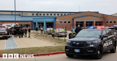 Iowa student shoots six, one fatally, at high school