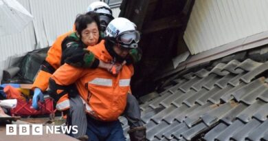 Japan earthquake: Race to find survivors as critical 72-hour window closes