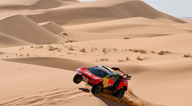 Moraes grabs first Dakar win as Sunderland retires