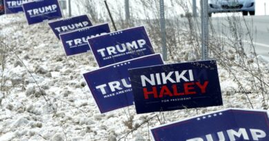 New Hampshire primary: Trump, Haley face off after DeSantis drops out