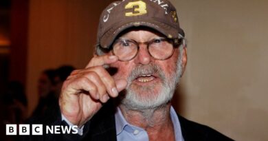 Norman Jewison: Renowned Canadian film director dies at 97