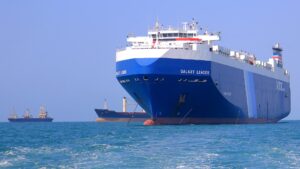 Oil prices fall as traders monitor rising tensions in Red Sea
