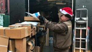Online holiday spending jumps nearly 5% to new record, Adobe Analytics says