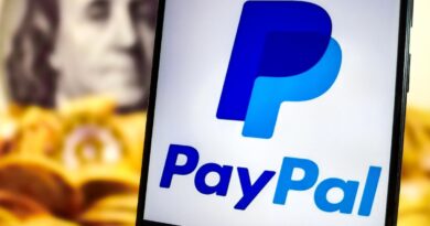 PayPal to pilot new AI-powered updates, including a cash back feature and 'Smart Receipts' | TechCrunch