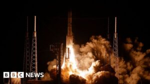 Peregrine lander: Technical hitch threatens US Moon mission
