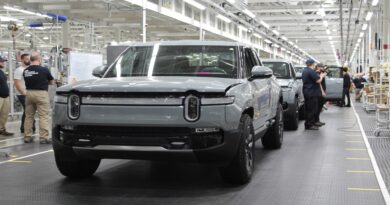 Rivian stock falls on declining fourth-quarter EV deliveries