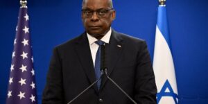 U.S. forces kill Houthi rebels attacking Maersk container ship in Red Sea, Lloyd Austin calls for ‘collective action’ 