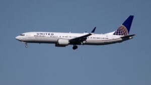 United Airlines to ground Boeing 737 Max 9 planes after panel blew off Alaska Air flight