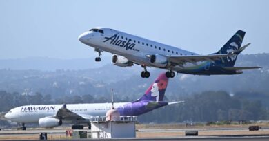 Why the JetBlue-Spirit antitrust ruling doesn't spell doom for an Alaska-Hawaiian merger