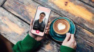 You are 48% more likely to land a first date if you do this 1 thing, new data shows