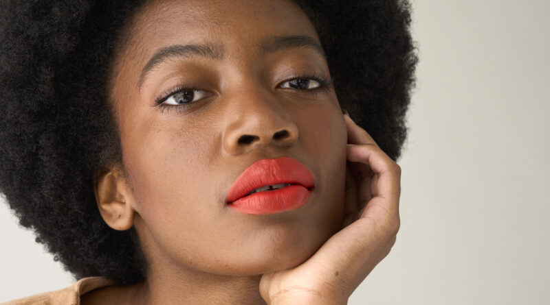 15 Long-Wearing Matte Lipsticks That Have the Stamp of Approval From Celebrity Makeup Artists