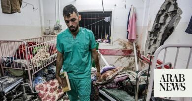 Fresh Gaza strikes as fears grow for patients in raided hospital