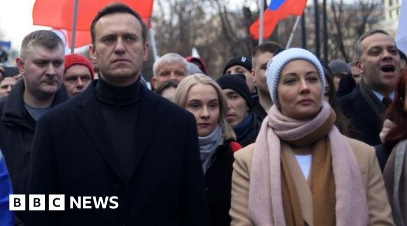 Alexei Navalny's widow Yulia faces daunting challenge in Russia