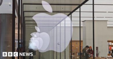 Apple unplugs electric car project, reports say